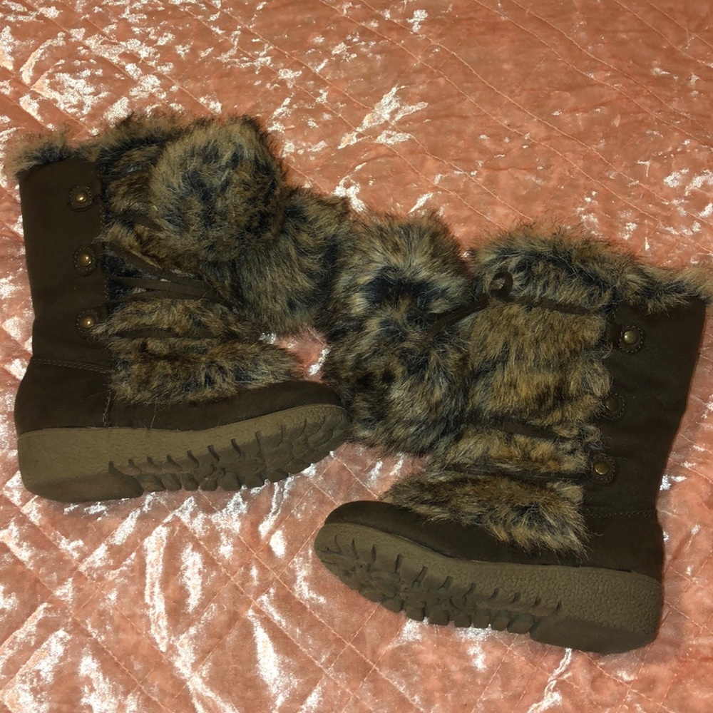 Winter boots
